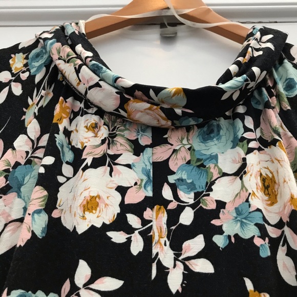 Altar’d State floral knit dress Size Medium - Picture 6 of 7